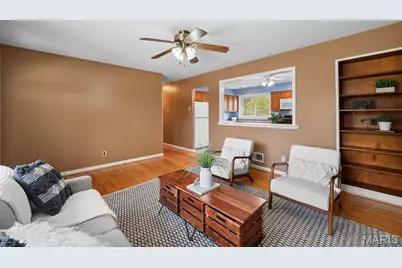 8352 Lonkar Drive, Saint Louis, MO 63123 - Photo 7