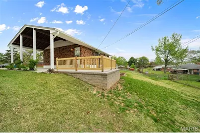 8352 Lonkar Drive, Saint Louis, MO 63123 - Photo 33