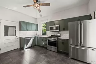 7025 Julian Ave, University City, MO 63130 - Photo 19