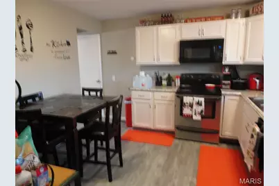 2240 Windsor Drive, Saint Louis, MO 63033 - Photo 3