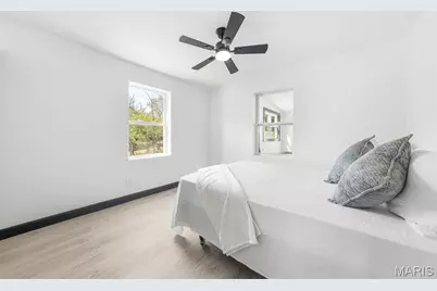 129 N Dade Avenue, Ferguson, MO 63135 - Photo 23