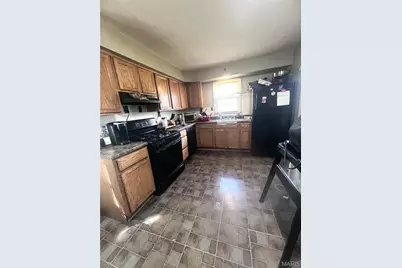 517 Plantmore Drive, Ferguson, MO 63135 - Photo 5