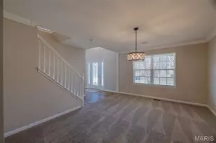 1061 Dardenne Woods Dr, Dardenne Prairie, MO 63368 - Photo 5