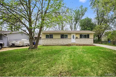 1180 Kostka Lane, Florissant, MO 63031 - Photo 1