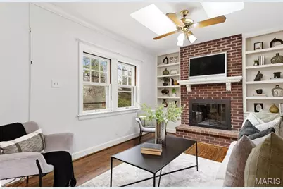 72 Bellerive Acres, Normandy, MO 63121 - Photo 7