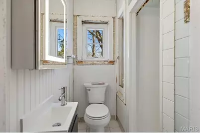 72 Bellerive Acres, Normandy, MO 63121 - Photo 39