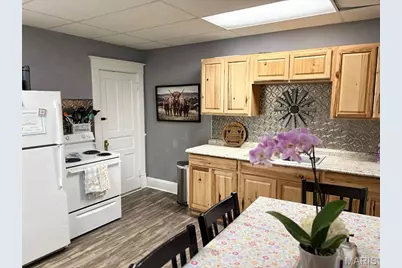 109 N Market Street, Warrenton, MO 63383 - Photo 3