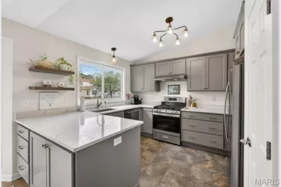 2564 Hidden Meadow Lane, Ballwin, MO 63021 - Photo 7