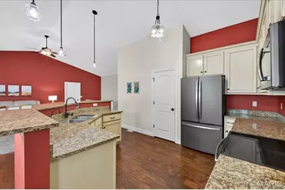6712 Silverstone Court, Byrnes Mill, MO 63051 - Photo 15