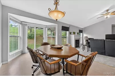 457 Coventry Trail Lane, Maryland Heights, MO 63043 - Photo 9