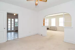 1071 Terrace, Saint Louis, MO 63117 - Photo 9