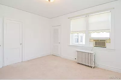 1071 Terrace, Saint Louis, MO 63117 - Photo 21