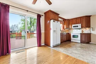 910 Center St, Warrenton, MO 63383 - Photo 7