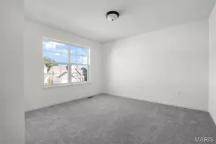 225 Heroes Wy, Florissant, MO 63031 - Photo 27