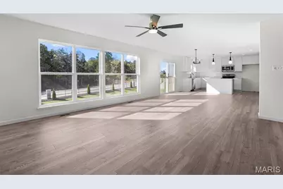 225 Heroes Way, Florissant, MO 63031 - Photo 13