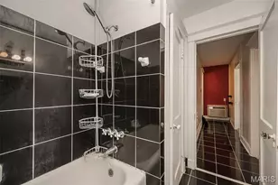 6775 Chamberlain Ave, University City, MO 63130 - Photo 23