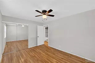 1667 Bronco Ln, Saint Louis, MO 63146 - Photo 17