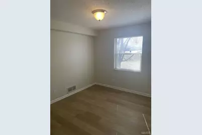 1434 Willow Brook Cove #8, Saint Louis, MO 63146 - Photo 9