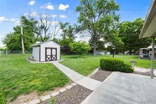 657 Damascus Dr, Saint Louis, MO 63125 - Photo 47
