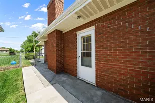 657 Damascus Dr, Saint Louis, MO 63125 - Photo 49