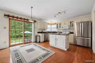1661 Praise Blvd, Fenton, MO 63026 - Photo 7