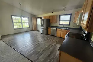 1204 Riverview Dr, Elsberry, MO 63343 - Photo 5
