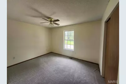 1204 Riverview Drive, Elsberry, MO 63343 - Photo 13