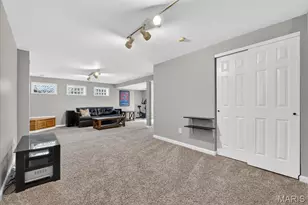 927 Baintree Ln, Ballwin, MO 63011 - Photo 29