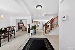 19 Jost Manor Ct, Florissant, MO 63034 - Photo 3