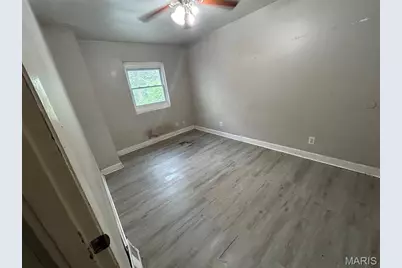 7303 Harney Avenue, Jennings, MO 63136 - Photo 5