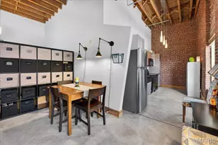 1004 Spruce St, Saint Louis, MO 63102 - Photo 11