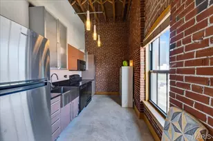 1004 Spruce St, Saint Louis, MO 63102 - Photo 13