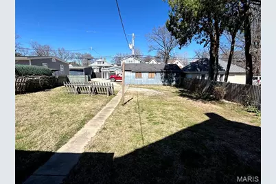 405 N Kingshighway Street, Saint Charles, MO 63301 - Photo 17