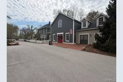 803 S Main Street, Saint Charles, MO 63301 - Photo 9