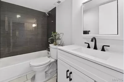 1523 S 10th Street #105, Saint Louis, MO 63104 - Photo 11