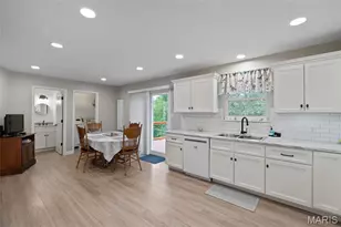14 Carriage Hills Ct, Cedar Hill, MO 63016 - Photo 9