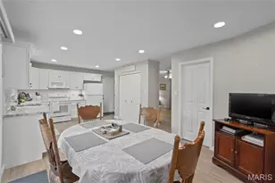 14 Carriage Hills Ct, Cedar Hill, MO 63016 - Photo 13