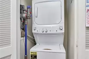 1251 Strassner Dr, Brentwood, MO 63144 - Photo 31