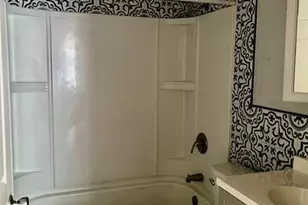 180 Chinon Dr, Saint Louis, MO 63129 - Photo 13