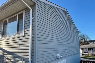180 Chinon Dr, Saint Louis, MO 63129 - Photo 27