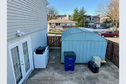 180 Chinon Drive, Saint Louis, MO 63129 - Photo 3