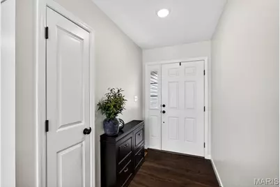 557 Lakewood Drive, Moscow Mills, MO 63362 - Photo 5