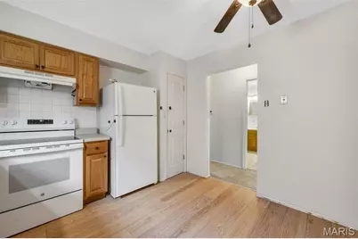 10028 Puttington Drive, Saint Louis, MO 63123 - Photo 23