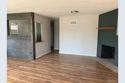 6703 Etzel Avenue, Saint Louis, MO 63130 - Photo 3