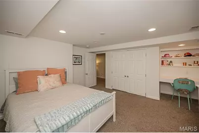 7 Kingston Manor Drive, Ladue, MO 63124 - Photo 39