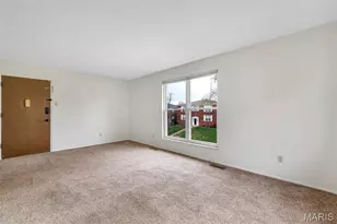 10068 Puttington Dr, Saint Louis, MO 63123 - Photo 21