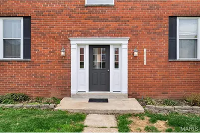 10068 Puttington Drive, Saint Louis, MO 63123 - Photo 13