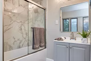 4535 Marlboro Ct, Pasadena Hills, MO 63121 - Photo 21