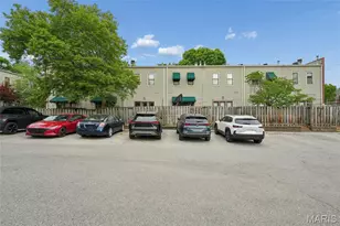 10 Manhattan Mews, Saint Louis, MO 63108 - Photo 31
