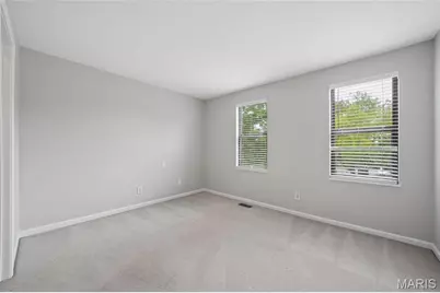 10 Manhattan Mews, Saint Louis, MO 63108 - Photo 19